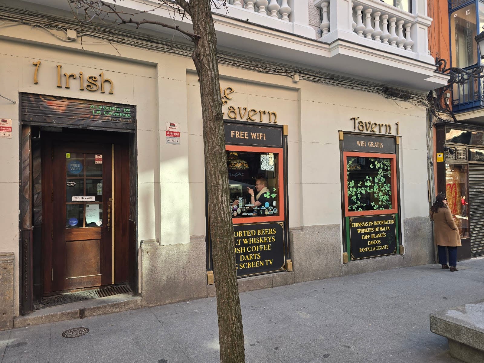 The Cavern Irish Pub — Irish pub in Madrid
