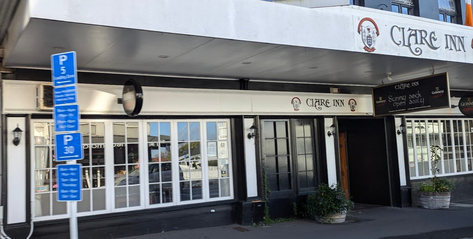 The Clare Inn Irish Pub — Irish pub in Auckland