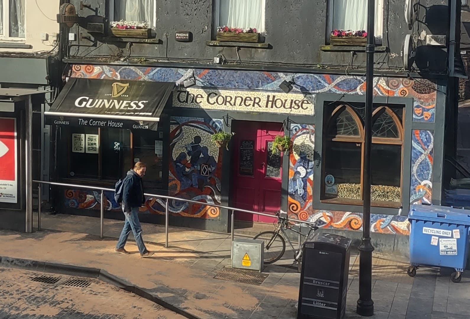 The Corner House — Irish pub in Cork
