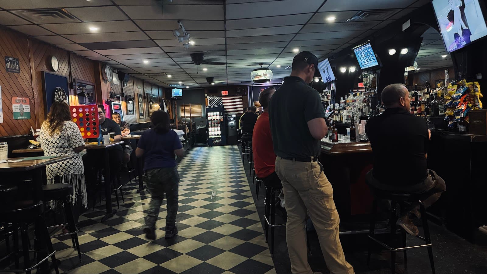 The Irish Pub — Irish pub in Boston