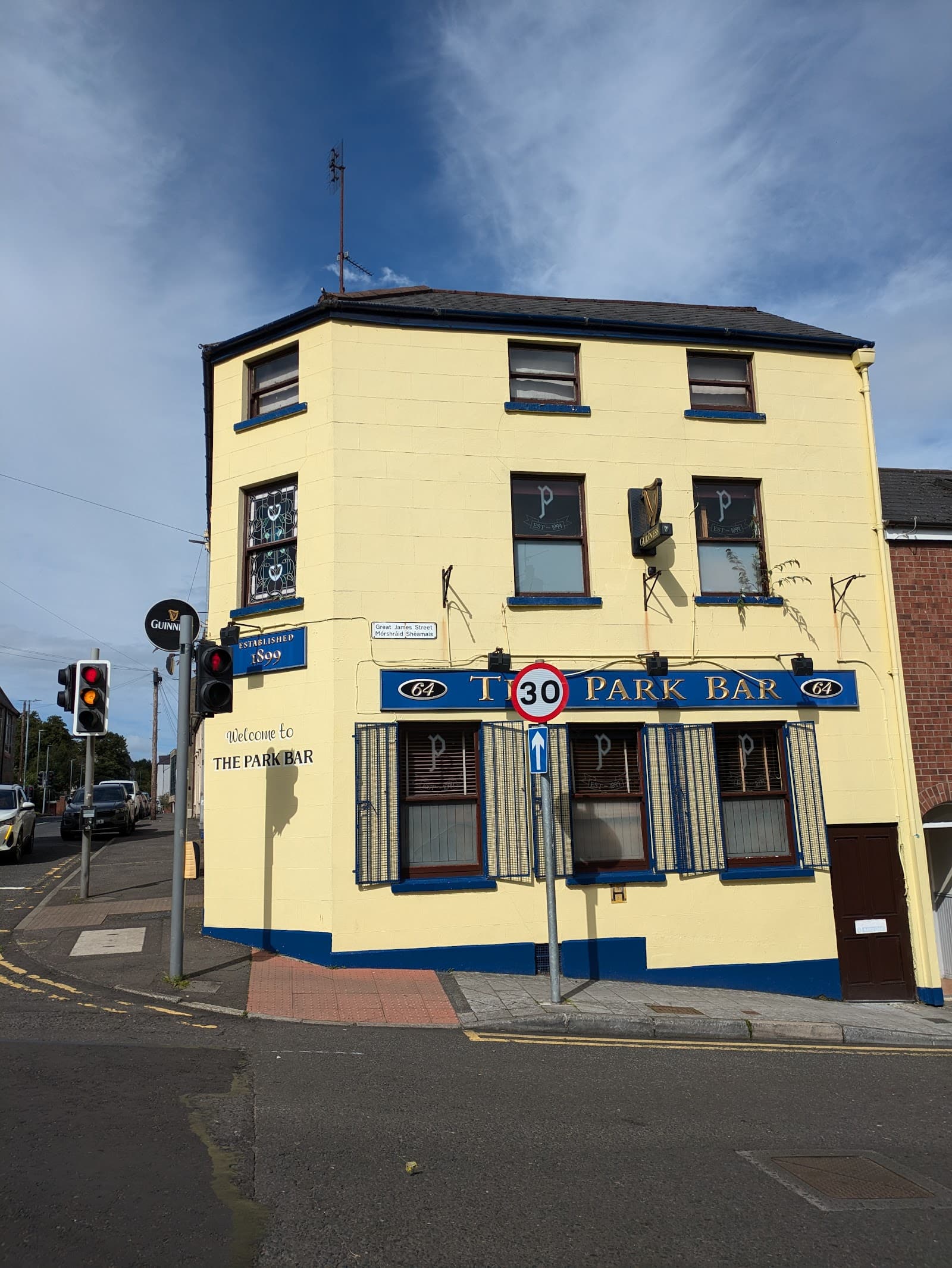 The Park Bar — Irish pub in Derry