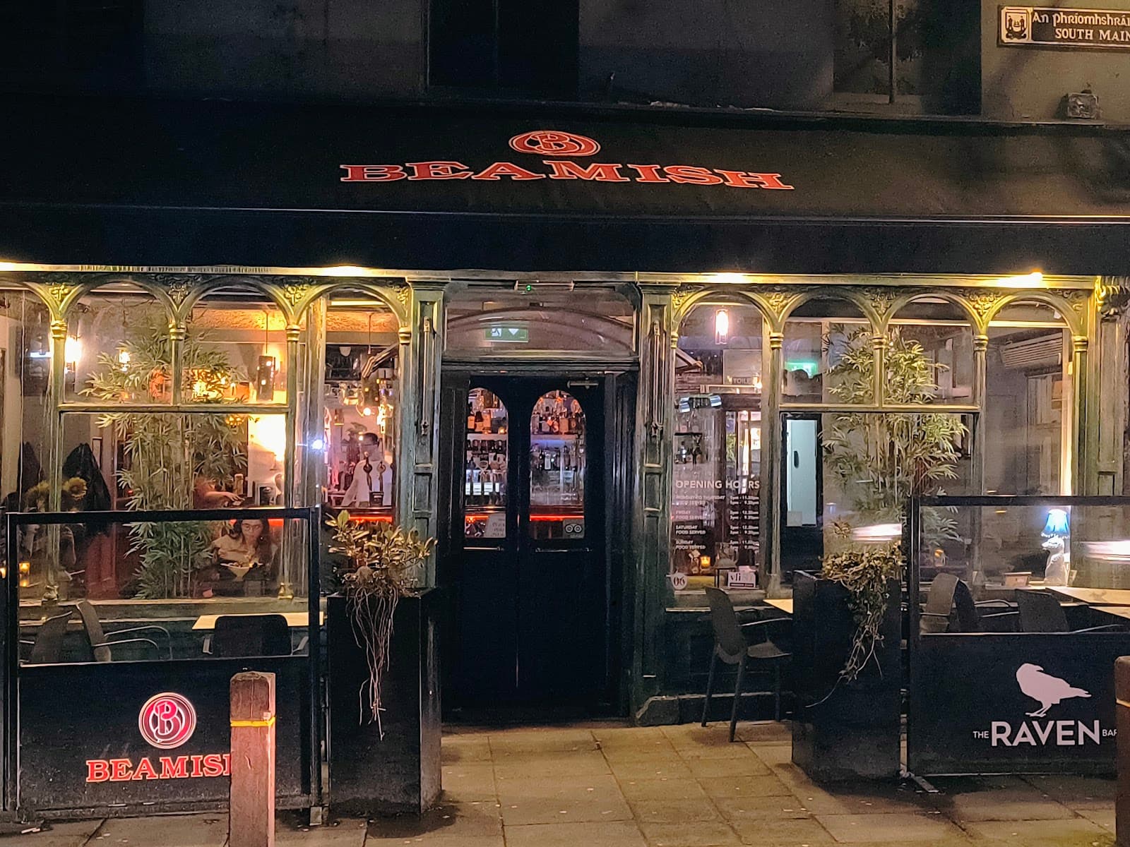 The Raven Bar — Irish pub in Cork