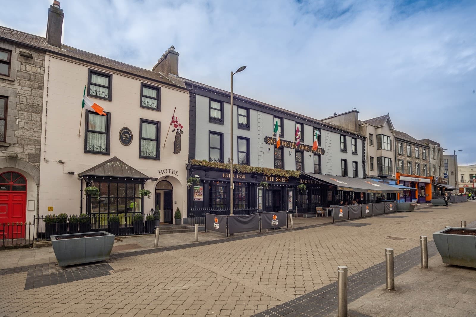The Skeff Bar — Irish pub in Galway