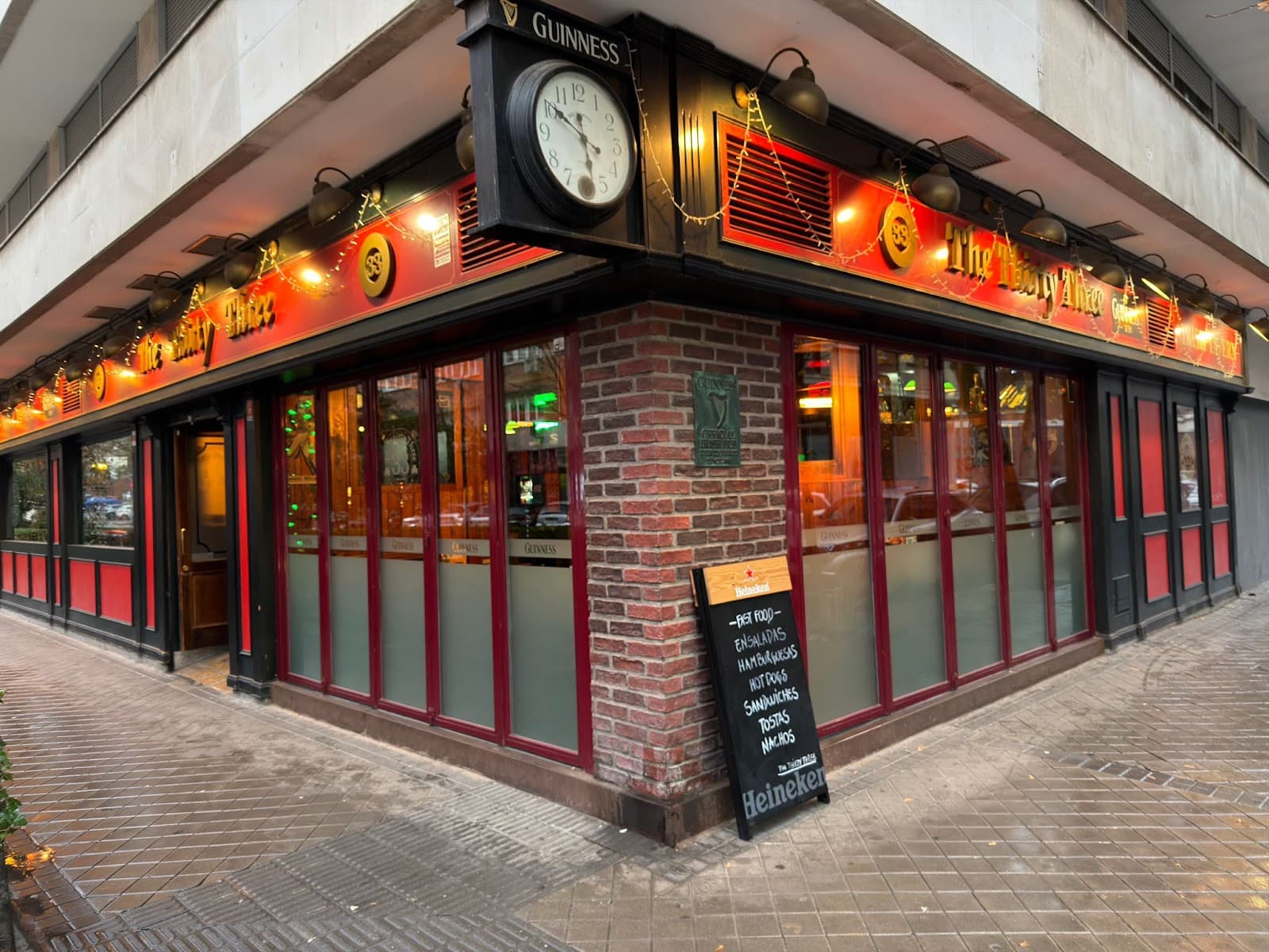 The Thirty Three IRISH PUB — Irish pub in Madrid