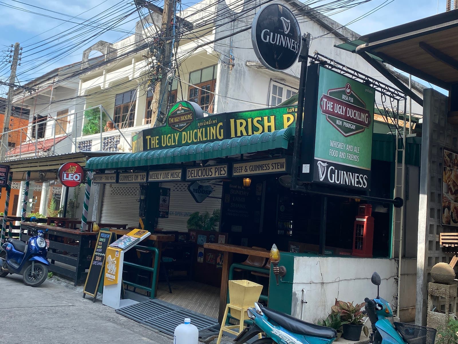 The Ugly Duckling — Irish pub in Koh Phangan