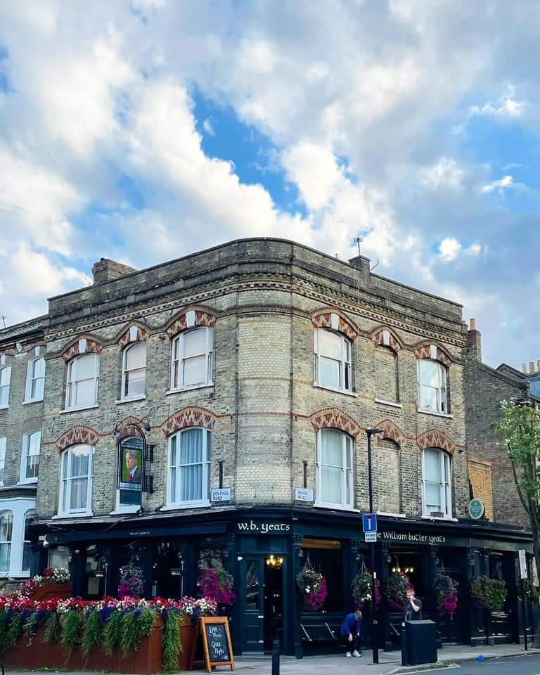 The WB Yeats — Irish pub in London