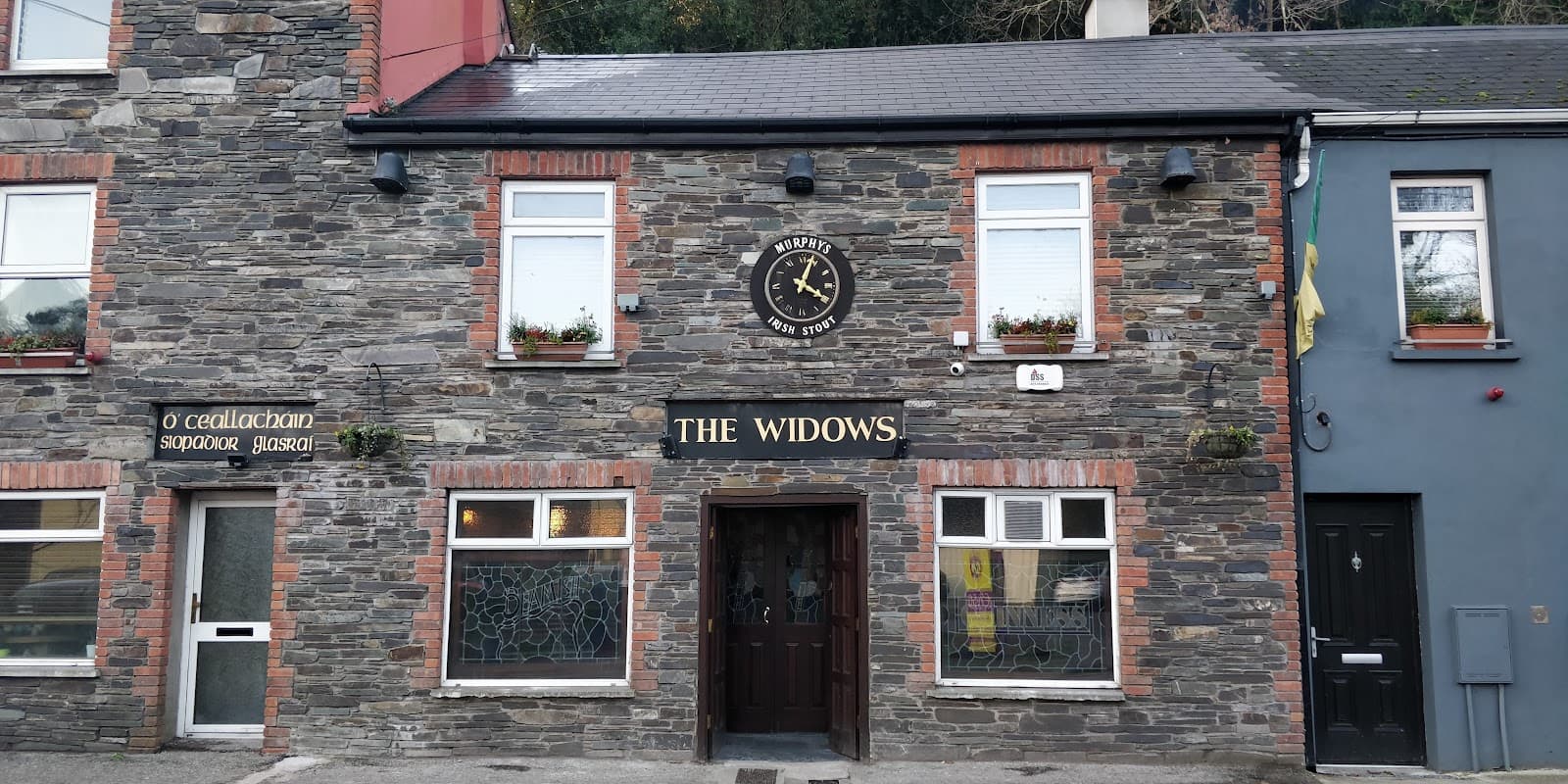 The Widows — Irish pub in Cork