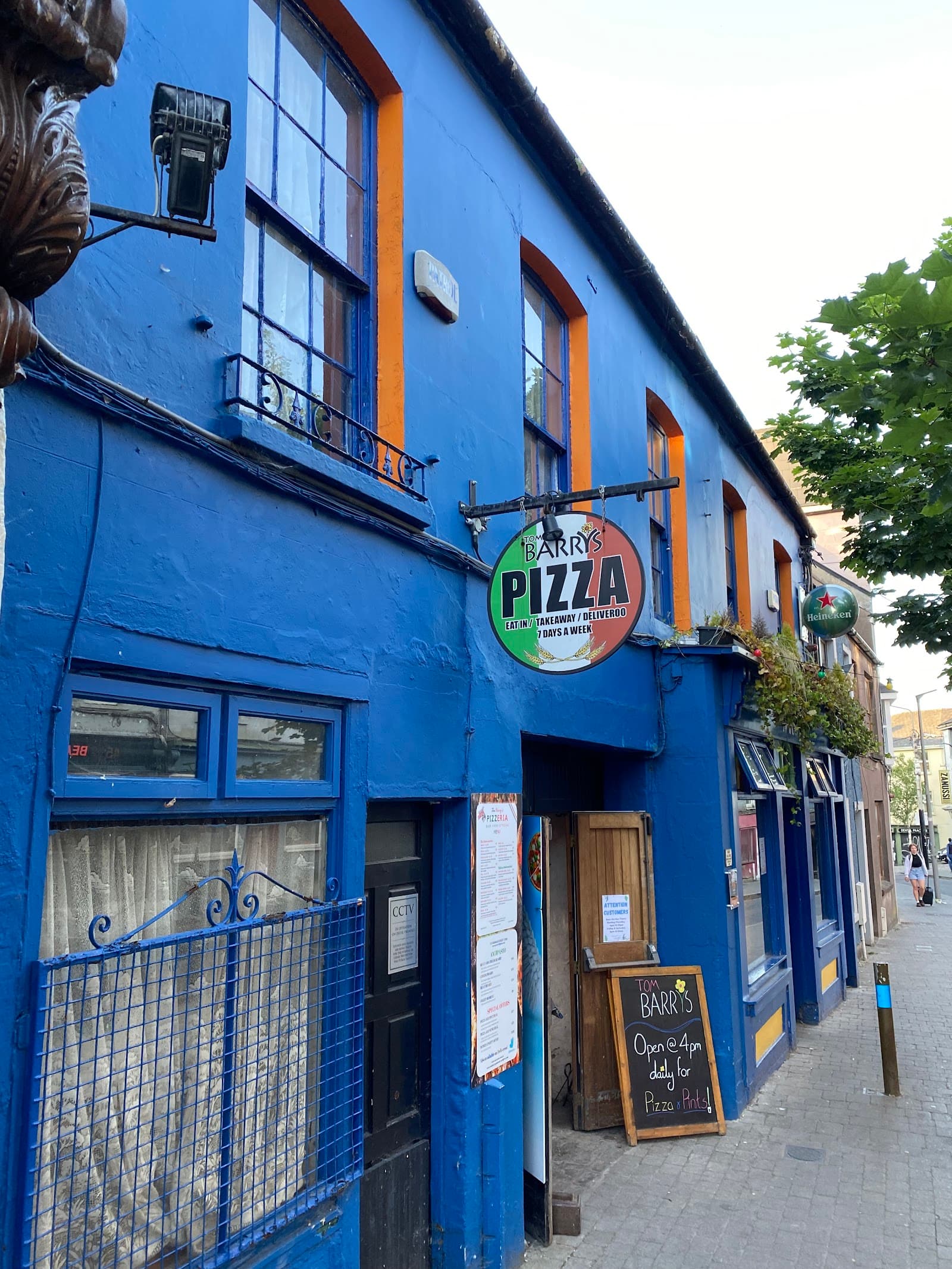 Tom Barry's — Irish pub in Cork
