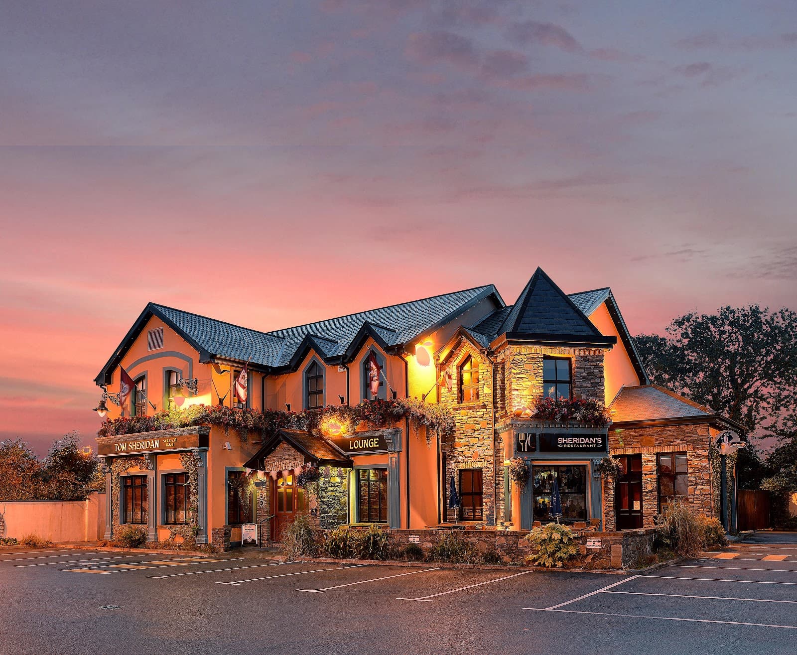 Tom Sheridan's — Irish pub in Galway