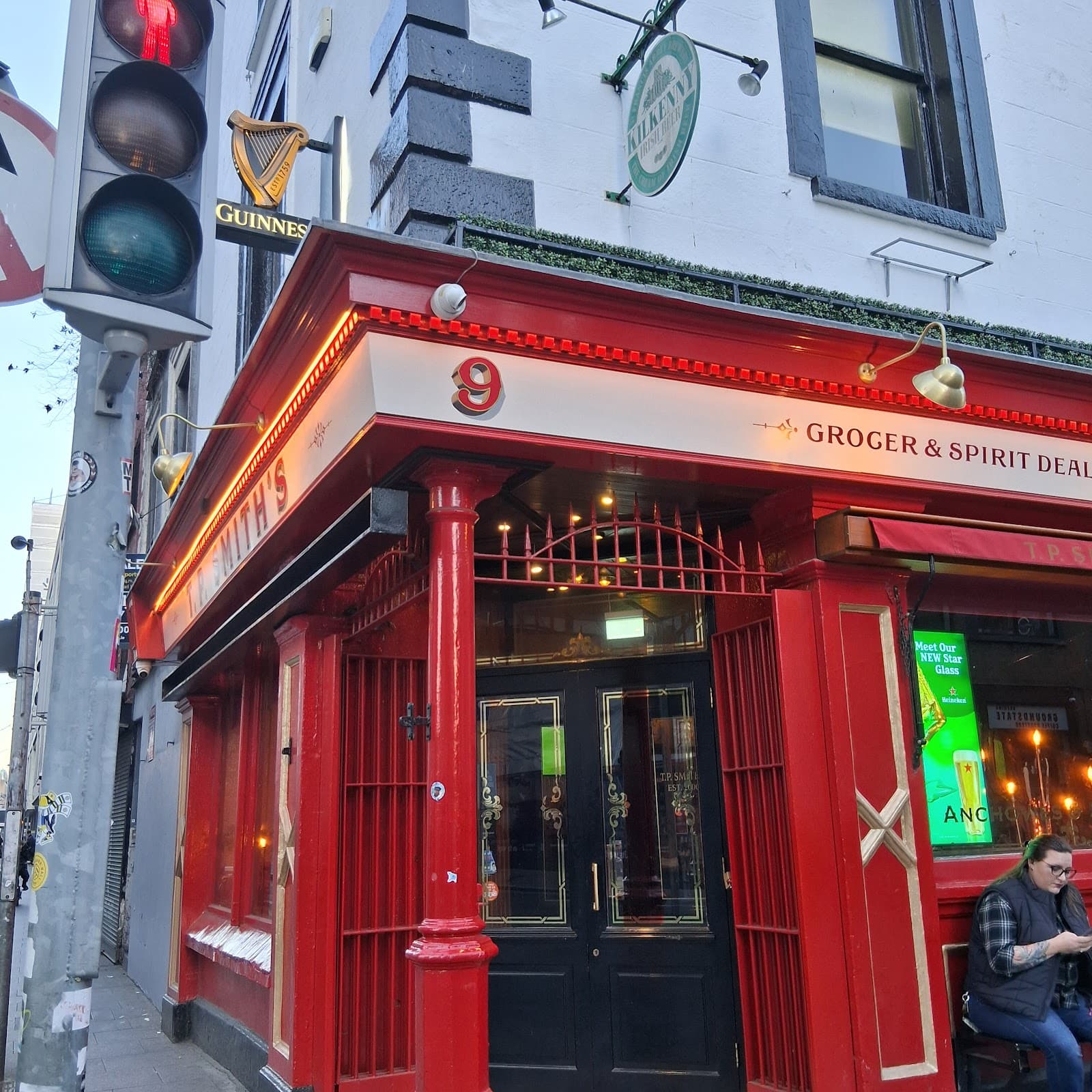 TP Smith's Bar and Restaurant — Irish pub in Dublin