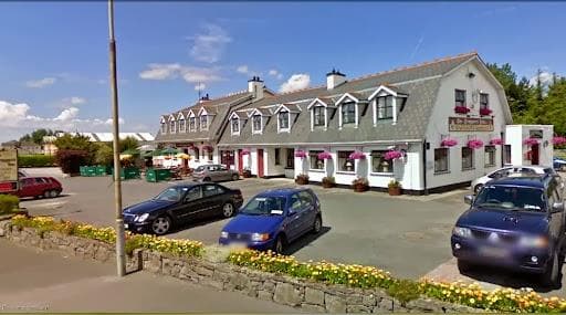 Trappers Inn & Jackson's Restaurant — Irish pub in Galway