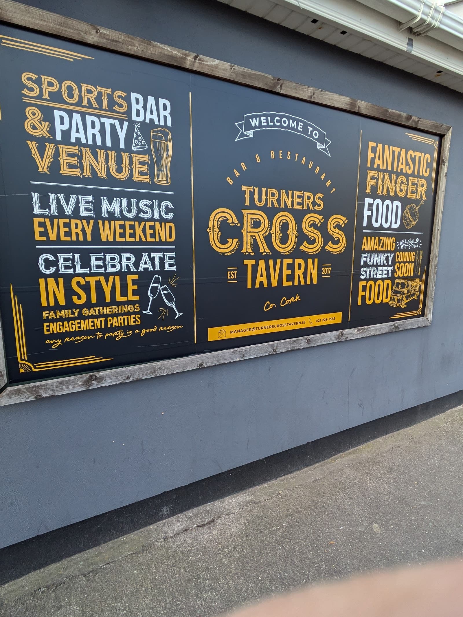 Turners Cross Tavern — Irish pub in Cork