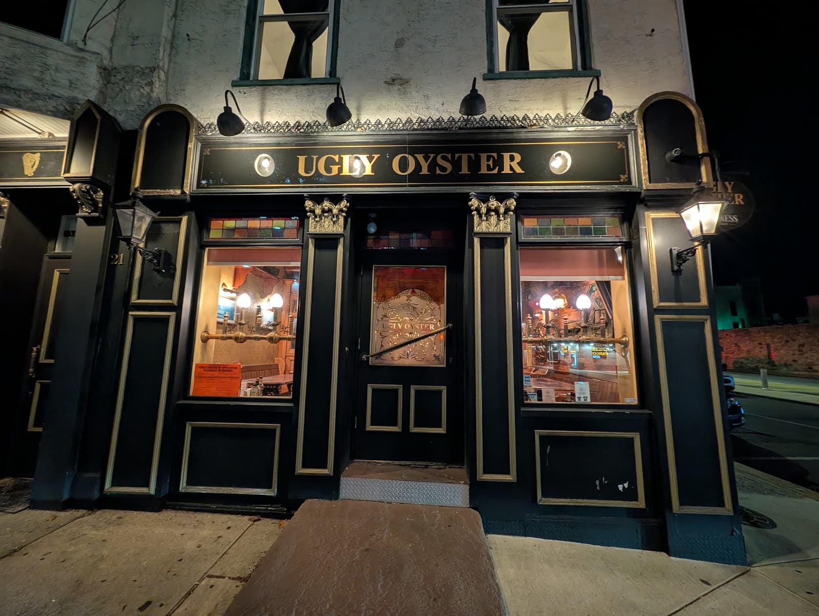 Ugly Oyster Drafthaus — Irish pub in Reading
