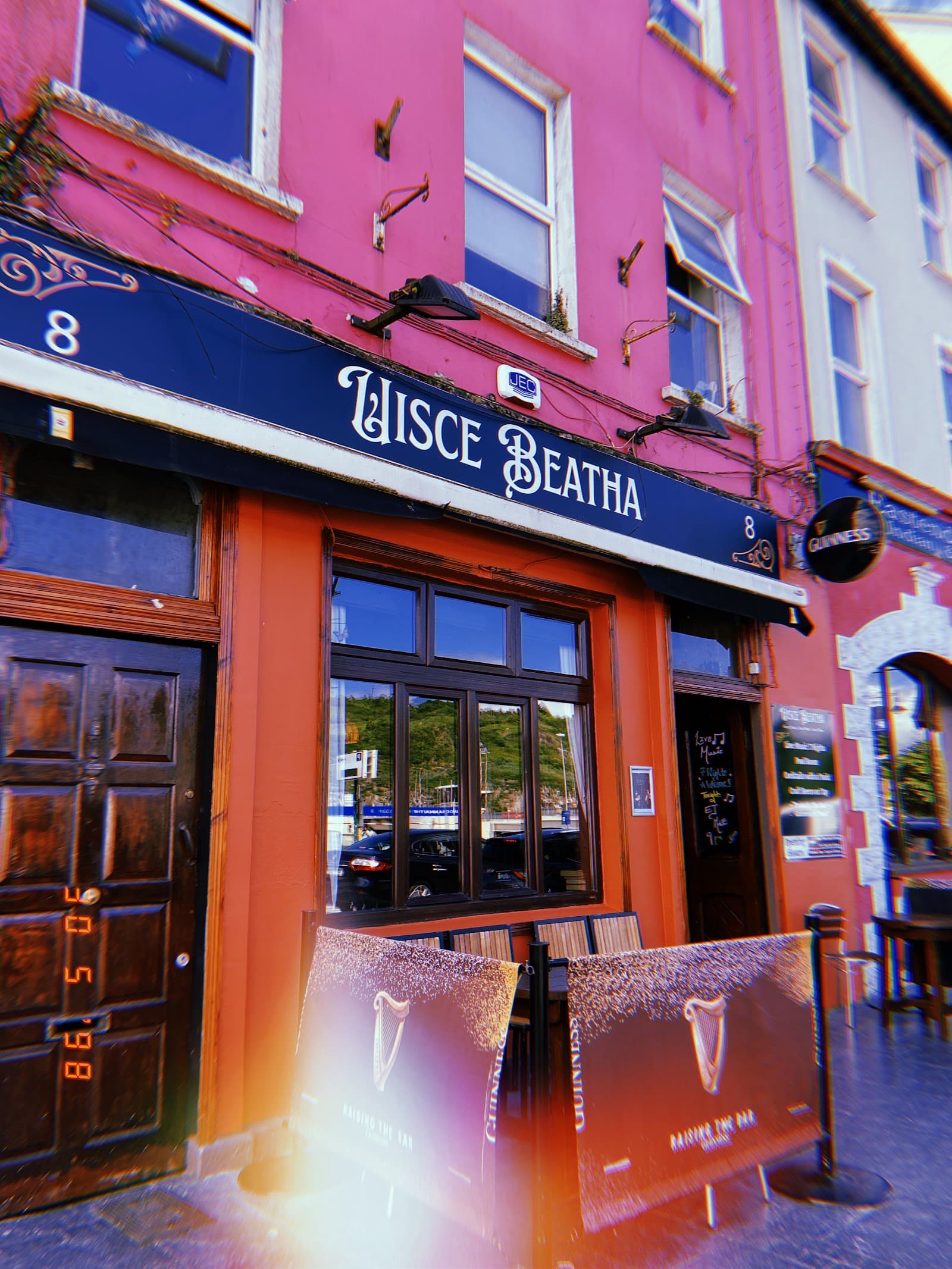 Uisce Beatha — Irish pub in Waterford