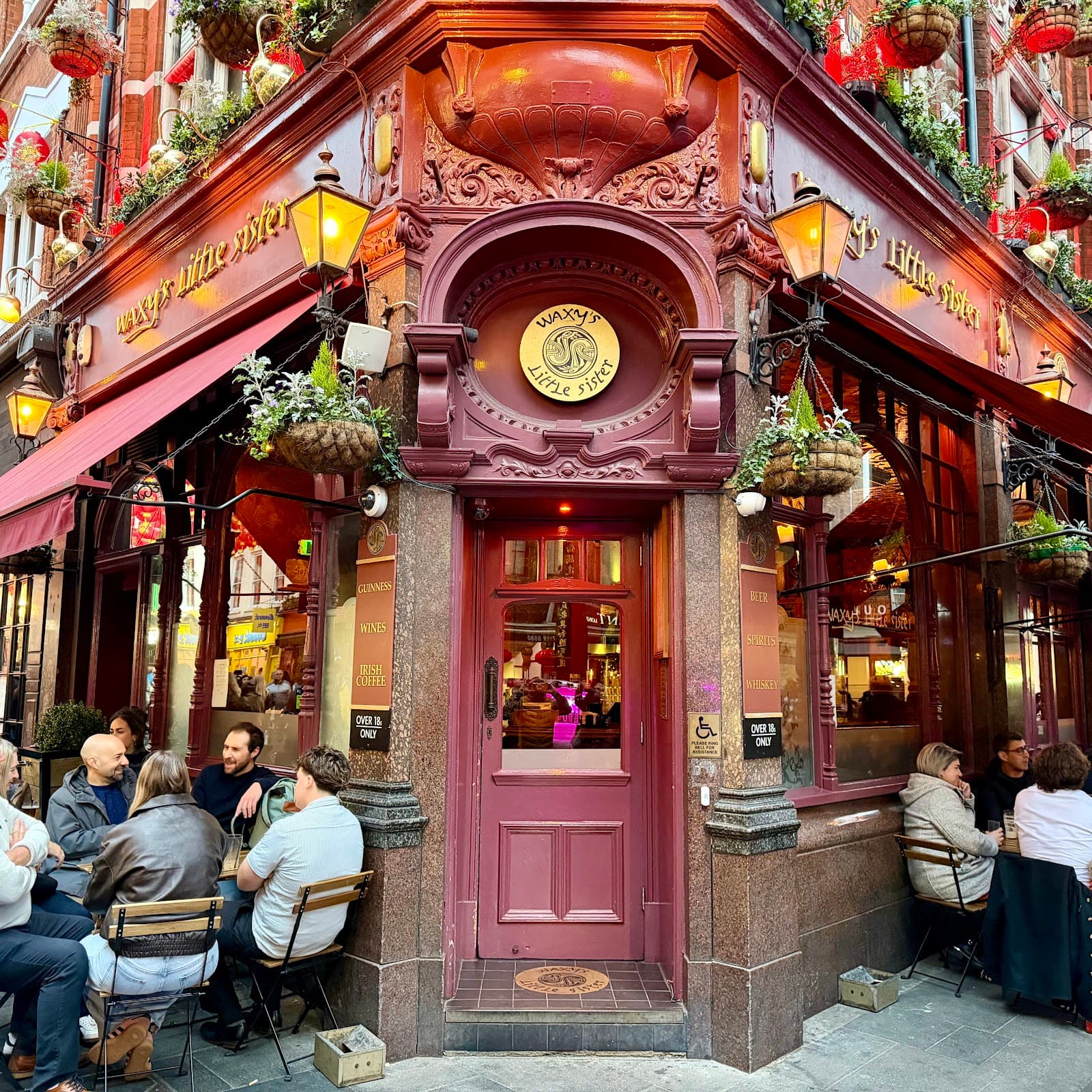 Waxy's Little Sister — Irish pub in London