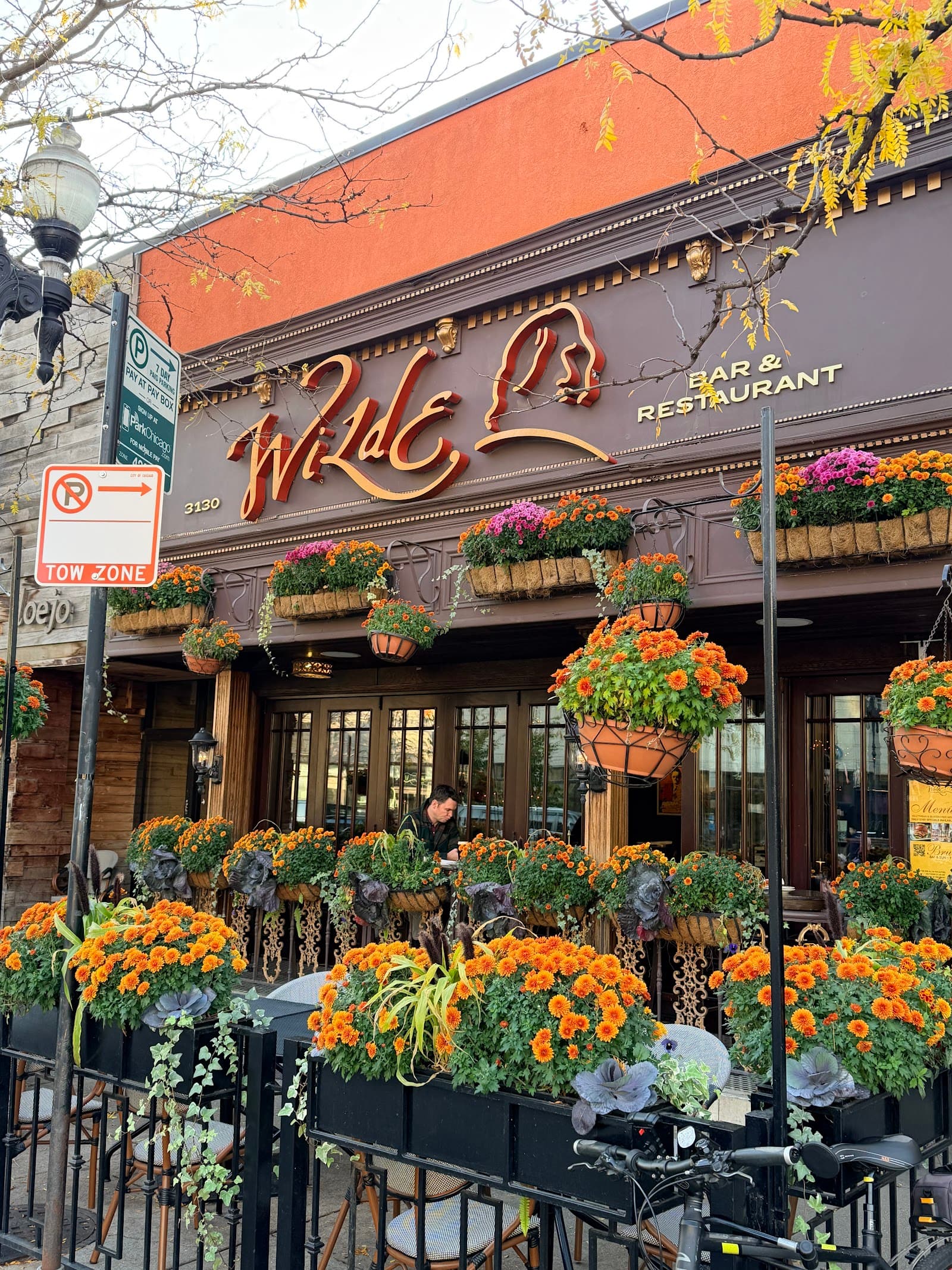 Wilde Irish Bar & Restaurant — Irish pub in Chicago
