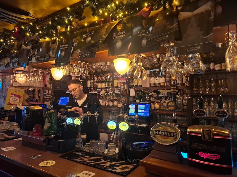 Mulligans Irish Music Bar — Irish pub in Amsterdam